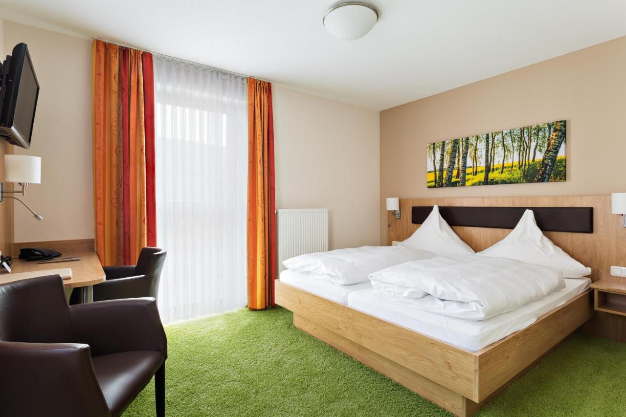 Hotel Sixt Rohr in Niederbayern Экстерьер фото