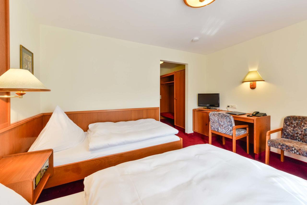 Hotel Sixt Rohr in Niederbayern Экстерьер фото