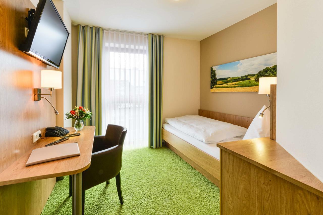 Hotel Sixt Rohr in Niederbayern Экстерьер фото