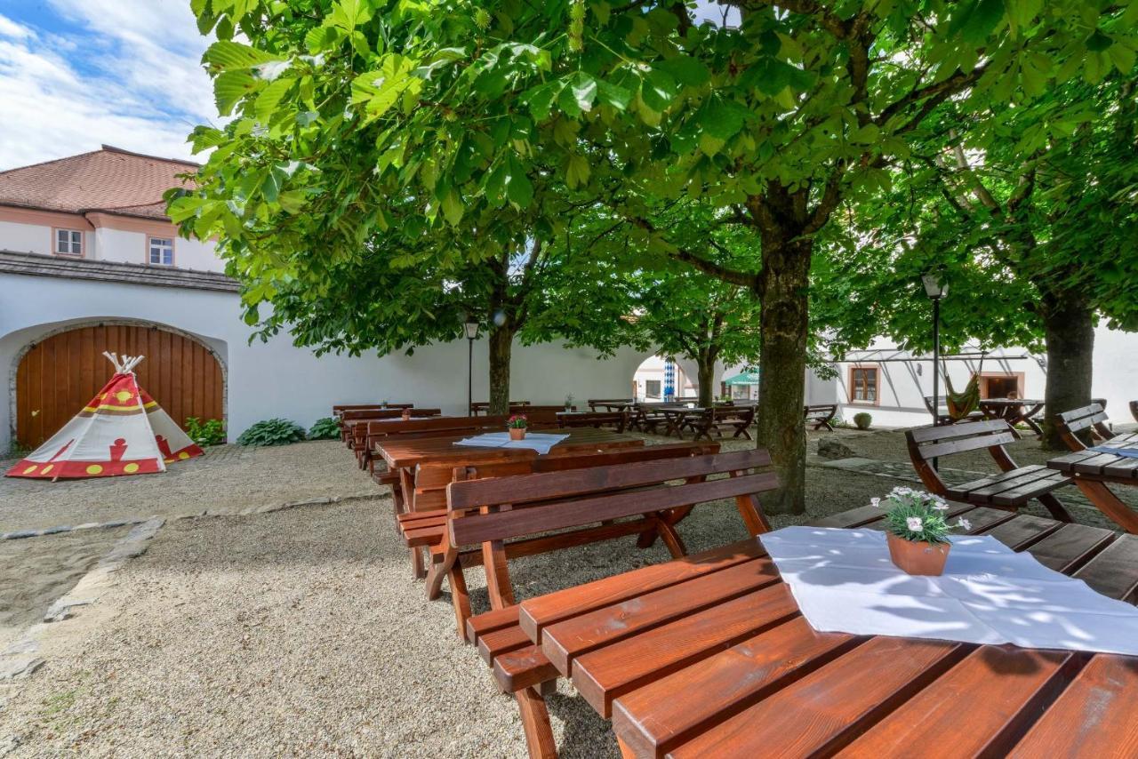 Hotel Sixt Rohr in Niederbayern Экстерьер фото